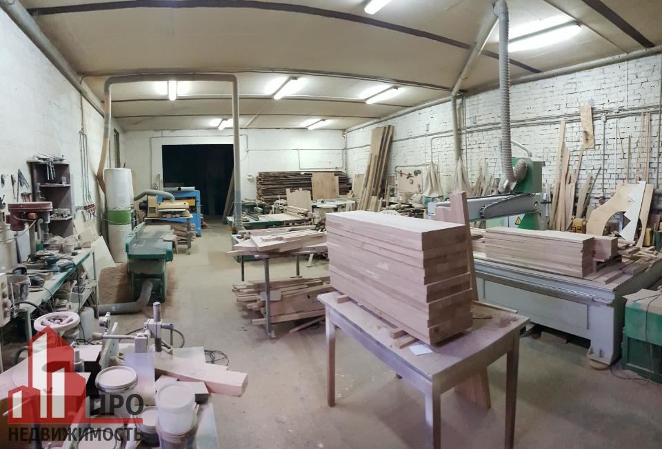 Сдам деревообрабатывающий участок
		
Вашему вниманию предлагается здание площадью 200 кв
Расположение: Ул. Егорова 3
Одноэтажное здание.
Электрические мощности 150 КВт с возможностью увеличения.
Газ подведен. Своя газовая котельная.
Водоснабжение.
Канализация - яма.
Высокие потолки 4м.
Закрытая терр